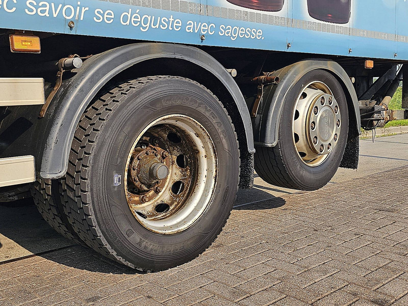 Тентованный грузовик Scania P360 2500 kg lift: фото 16