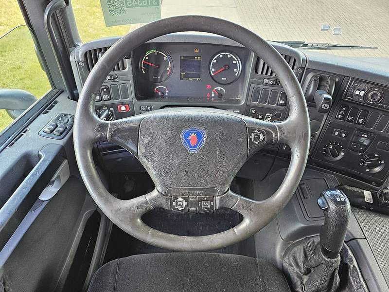 Грузовик бортовой/ Платформа Scania P360 6X2*4 LIFT MAN. RET.: фото 12