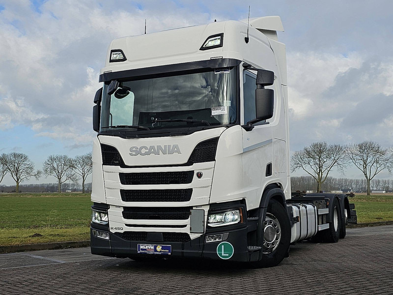 Scania R450 6X2*4 STANDAIRCO LED - Грузовик-контейнеровоз/ Сменный кузов: фото 1 Scania R450 6X2*4 STANDAIRCO LED - Грузовик-контейнеровоз/ Сменный кузов: фото 1