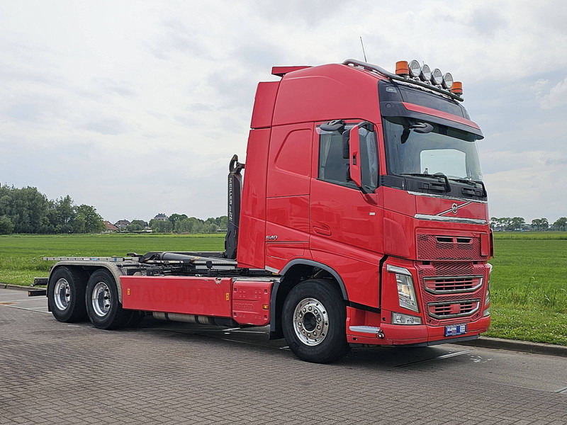 Volvo FH 540 6X4 LIFTING BOOGIE - Крюковой мультилифт: фото 5 Volvo FH 540 6X4 LIFTING BOOGIE - Крюковой мультилифт: фото 5