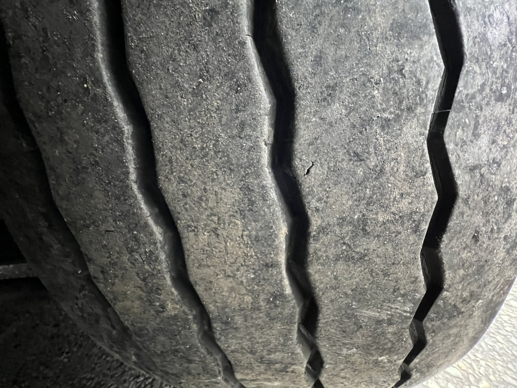 MAN TGX 18.440 XLX MEGA Klimaauto Motorbremse 2xTank - Тягач: фото 5 MAN TGX 18.440 XLX MEGA Klimaauto Motorbremse 2xTank - Тягач: фото 5
