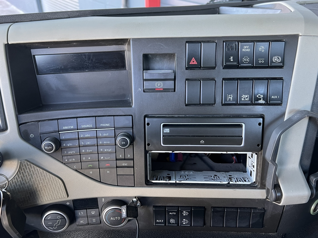 Volvo FM 410 6X2 Gergen TAK VL Adonis 2.Achs Lenk+Lift в лизинг Volvo FM 410 6X2 Gergen TAK VL Adonis 2.Achs Lenk+Lift: фото 14 Volvo FM 410 6X2 Gergen TAK VL Adonis 2.Achs Lenk+Lift в лизинг Volvo FM 410 6X2 Gergen TAK VL Adonis 2.Achs Lenk+Lift: фото 14