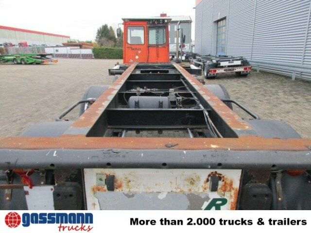 Kässbohrer SC 24-36 - Полуприцеп-контейнеровоз/ Сменный кузов: фото 5 Kässbohrer SC 24-36 - Полуприцеп-контейнеровоз/ Сменный кузов: фото 5