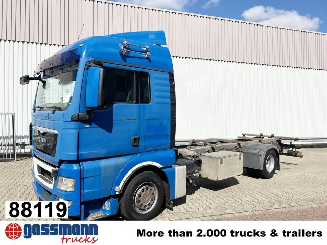 MAN TGX 18.400 4X2 LL, Fahrschule, XLX-Fahrerhaus - Грузовик-контейнеровоз/ Сменный кузов: фото 1 MAN TGX 18.400 4X2 LL, Fahrschule, XLX-Fahrerhaus - Грузовик-контейнеровоз/ Сменный кузов: фото 1