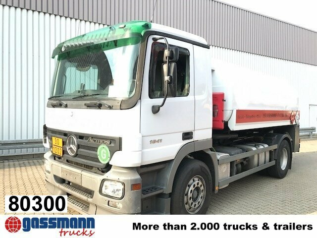 Mercedes-Benz Actros 1841 L 4x2, Esterer Tankaufbau ca. - Грузовик-цистерна: фото 1 Mercedes-Benz Actros 1841 L 4x2, Esterer Tankaufbau ca. - Грузовик-цистерна: фото 1