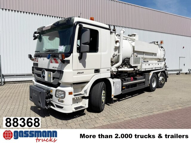 Mercedes-Benz Actros 2541 L 6x2, Müller Saug-/Spülwagen ca. - Подметально-уборочная машина: фото 1 Mercedes-Benz Actros 2541 L 6x2, Müller Saug-/Spülwagen ca. - Подметально-уборочная машина: фото 1