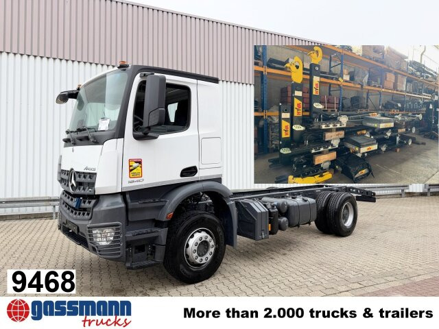 Mercedes-Benz Arocs 1840 K 4x2, MultimediaCockpit, 2x - Крюковой мультилифт: фото 1 Mercedes-Benz Arocs 1840 K 4x2, MultimediaCockpit, 2x - Крюковой мультилифт: фото 1