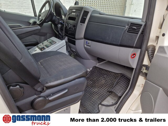 Mercedes-Benz Sprinter 516 CDI 4x2, Rettungswagen - Цельнометаллический фургон: фото 4 Mercedes-Benz Sprinter 516 CDI 4x2, Rettungswagen - Цельнометаллический фургон: фото 4