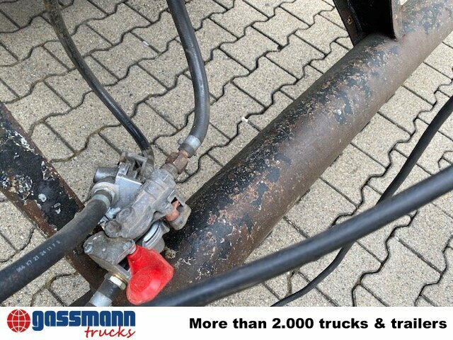 Meusburger MPA-2, Stapleraufnahme - Прицеп бортовой/ Платформа: фото 5 Meusburger MPA-2, Stapleraufnahme - Прицеп бортовой/ Платформа: фото 5