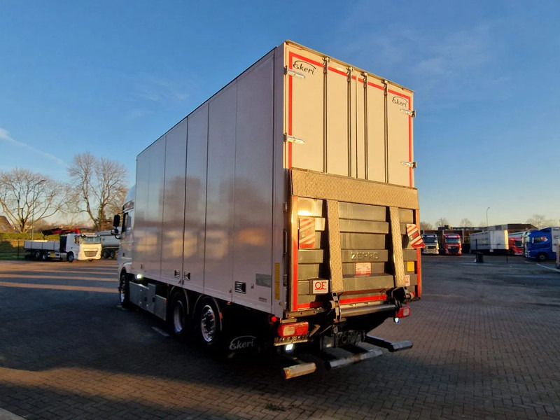 DAF XF 530 SuperSpaceCab 6x2*4 - Ekeri closed box - Loadlift -Steering axle - Full air - Грузовик с закрытым кузовом: фото 5 DAF XF 530 SuperSpaceCab 6x2*4 - Ekeri closed box - Loadlift -Steering axle - Full air - Грузовик с закрытым кузовом: фото 5