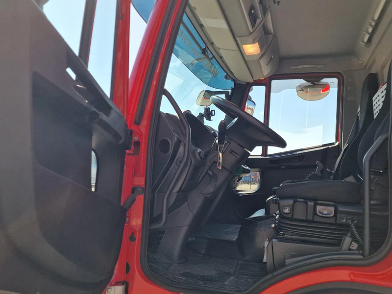 Грузовик с закрытым кузовом Iveco Eurocargo 75-190 Isotherm box - Zepro loadlift - Low KM - Airco - Euro 6 - Camera: фото 12 Грузовик с закрытым кузовом Iveco Eurocargo 75-190 Isotherm box - Zepro loadlift - Low KM - Airco - Euro 6 - Camera: фото 12