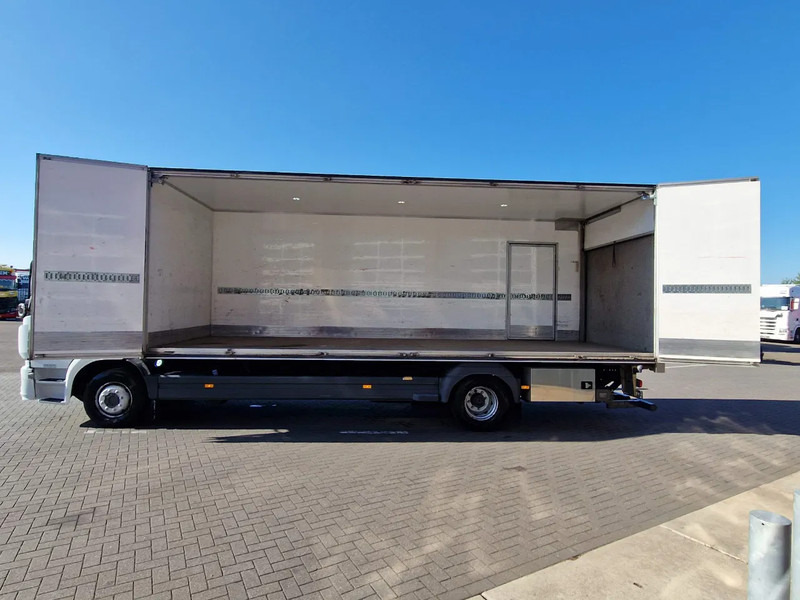 Mercedes-Benz Atego 1524 Box with sidedoors - Zepro loadlift - Full air - Euro 6 - Automatic - Camera system - Грузовик с закрытым кузовом: фото 5 Mercedes-Benz Atego 1524 Box with sidedoors - Zepro loadlift - Full air - Euro 6 - Automatic - Camera system - Грузовик с закрытым кузовом: фото 5