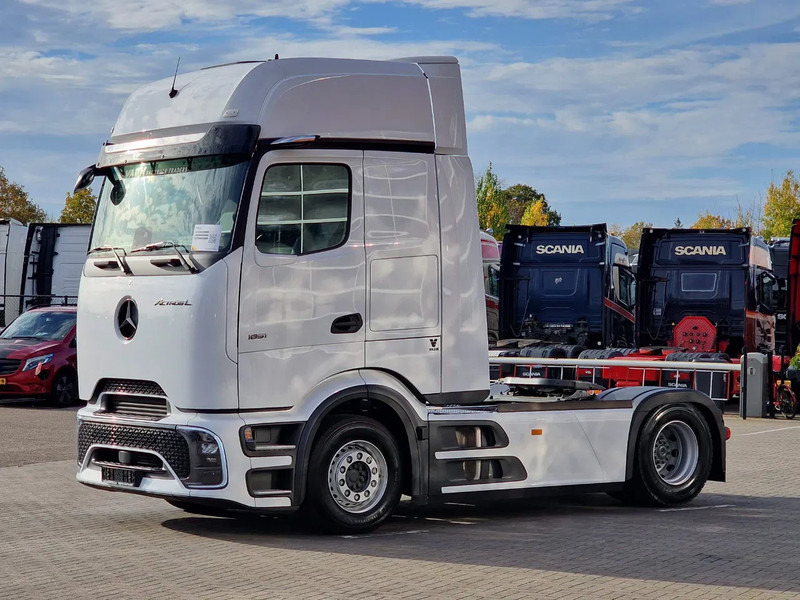 Mercedes-Benz Actros 1851 Procab GigaSpace 4x2 - New - Retarder - Mirror cam - 2x tank - Full spoiler - Navi - Тягач: фото 3 Mercedes-Benz Actros 1851 Procab GigaSpace 4x2 - New - Retarder - Mirror cam - 2x tank - Full spoiler - Navi - Тягач: фото 3