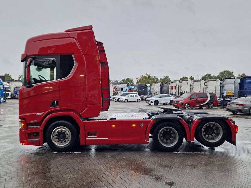 Scania R580 V8 NGS Highline 6x2 - Retarder - Leather - Full air - 3.15 WB - Navi - Led - No EGR - Тягач: фото 4 Scania R580 V8 NGS Highline 6x2 - Retarder - Leather - Full air - 3.15 WB - Navi - Led - No EGR - Тягач: фото 4