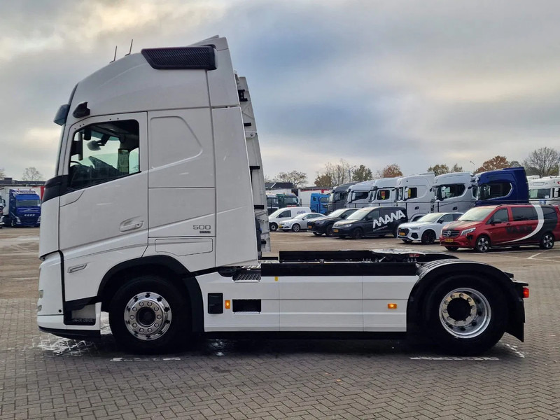 Volvo FH 13.500 Aero Globetrotter XL 4x2 - I Save - I parkcool - 2x tank - Mirror cams - Тягач: фото 4 Volvo FH 13.500 Aero Globetrotter XL 4x2 - I Save - I parkcool - 2x tank - Mirror cams - Тягач: фото 4