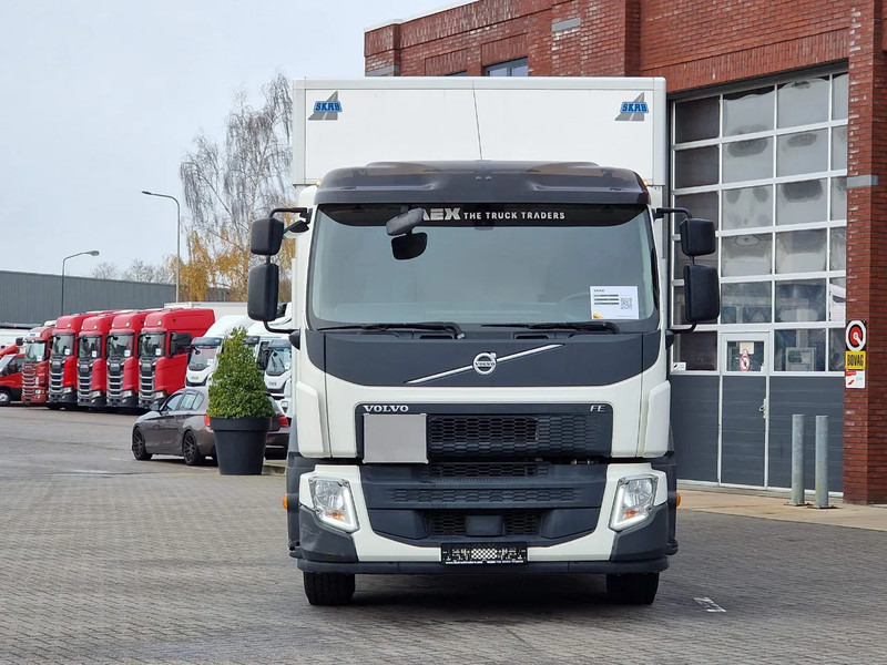 Volvo FE 280 4x2 - Closed box with Adjustable height - Loadlift - Full air - Euro 6 - 550 WB - Грузовик с закрытым кузовом: фото 3 Volvo FE 280 4x2 - Closed box with Adjustable height - Loadlift - Full air - Euro 6 - 550 WB - Грузовик с закрытым кузовом: фото 3