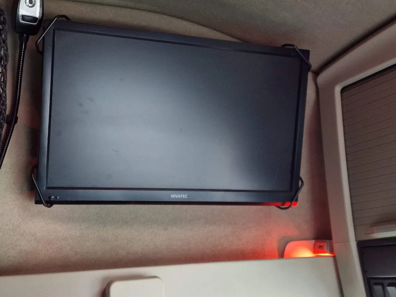 Крюковой мультилифт Volvo FH 13.540 Globetrotter 8x4*4 - HIAB Hook 22T - Full air - Work remote: фото 18 Крюковой мультилифт Volvo FH 13.540 Globetrotter 8x4*4 - HIAB Hook 22T - Full air - Work remote: фото 18