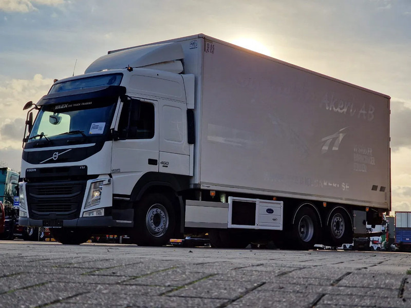 Volvo FM 13.460 Globetrotter 6x2*4 - Frigo Carrier Supra 1150 U MT - Zepro loadlift - Steering axle - Изотермический грузовик: фото 3 Volvo FM 13.460 Globetrotter 6x2*4 - Frigo Carrier Supra 1150 U MT - Zepro loadlift - Steering axle - Изотермический грузовик: фото 3