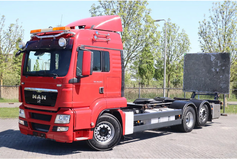 MAN TGS 26.360 | 6X2 | BDF | ONLY 80.000 KM! | EURO 5 - Грузовик-контейнеровоз/ Сменный кузов: фото 1 MAN TGS 26.360 | 6X2 | BDF | ONLY 80.000 KM! | EURO 5 - Грузовик-контейнеровоз/ Сменный кузов: фото 1