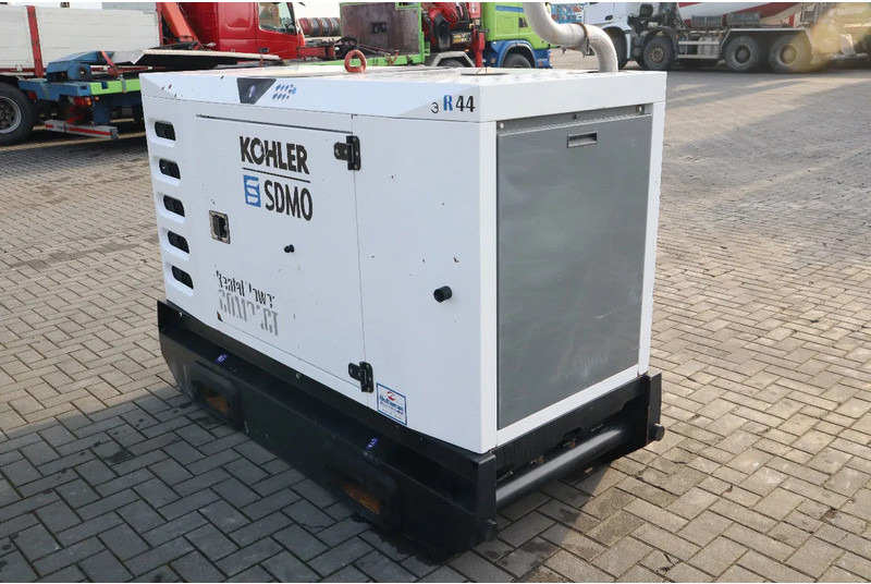 SDMO R44C3 | 44 KVA | GOOD WORKING - Электрогенератор: фото 4 SDMO R44C3 | 44 KVA | GOOD WORKING - Электрогенератор: фото 4