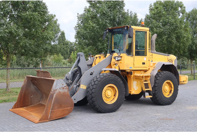 Volvo L70E | BUCKET | QUICK COUPLER | EXTRA FUNCT | AIRCO - Колёсный погрузчик: фото 2 Volvo L70E | BUCKET | QUICK COUPLER | EXTRA FUNCT | AIRCO - Колёсный погрузчик: фото 2