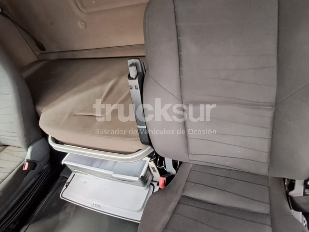 SCANIA R450 - Тягач: фото 5 SCANIA R450 - Тягач: фото 5