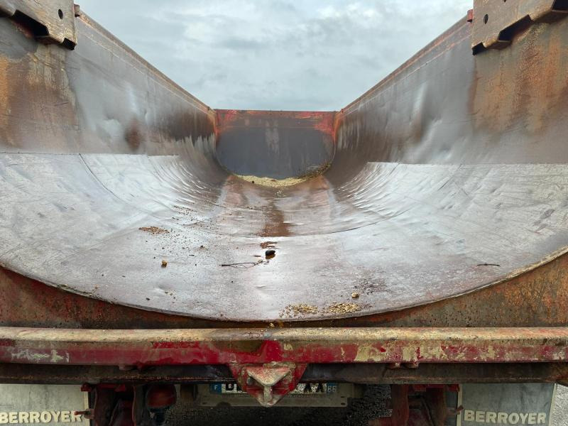 Kaiser - Самосвальный полуприцеп: фото 5 Kaiser - Самосвальный полуприцеп: фото 5