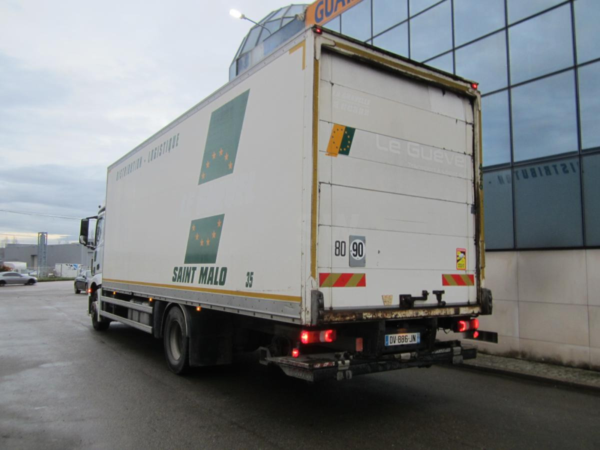 Mercedes Actros 1833 - Грузовик с закрытым кузовом: фото 5 Mercedes Actros 1833 - Грузовик с закрытым кузовом: фото 5