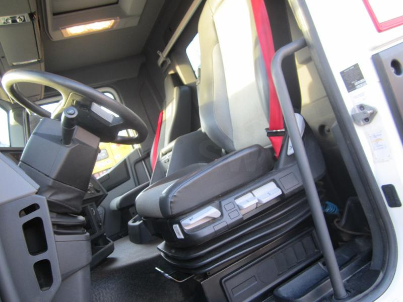 Самосвал Renault Gamme C 380: фото 16 Самосвал Renault Gamme C 380: фото 16