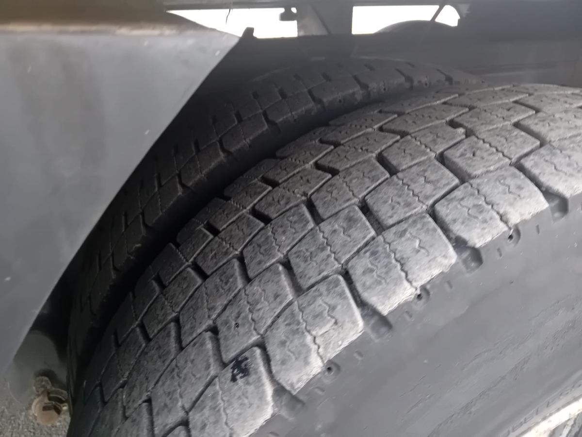 Renault Premium 320.19 DCI - Мусоровоз: фото 4 Renault Premium 320.19 DCI - Мусоровоз: фото 4