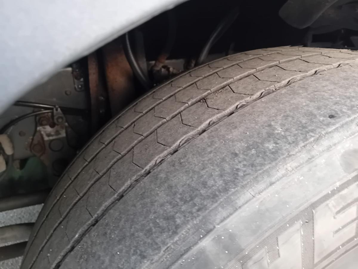 Volvo FH - Грузовик бортовой/ Платформа: фото 4 Volvo FH - Грузовик бортовой/ Платформа: фото 4