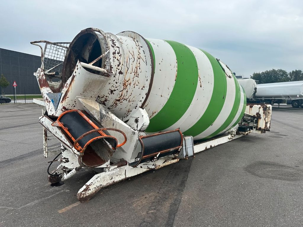 LT 90 D 9 m3 Concrete Mixer on Flat / Deutz - Автобетоносмеситель: фото 3 LT 90 D 9 m3 Concrete Mixer on Flat / Deutz - Автобетоносмеситель: фото 3