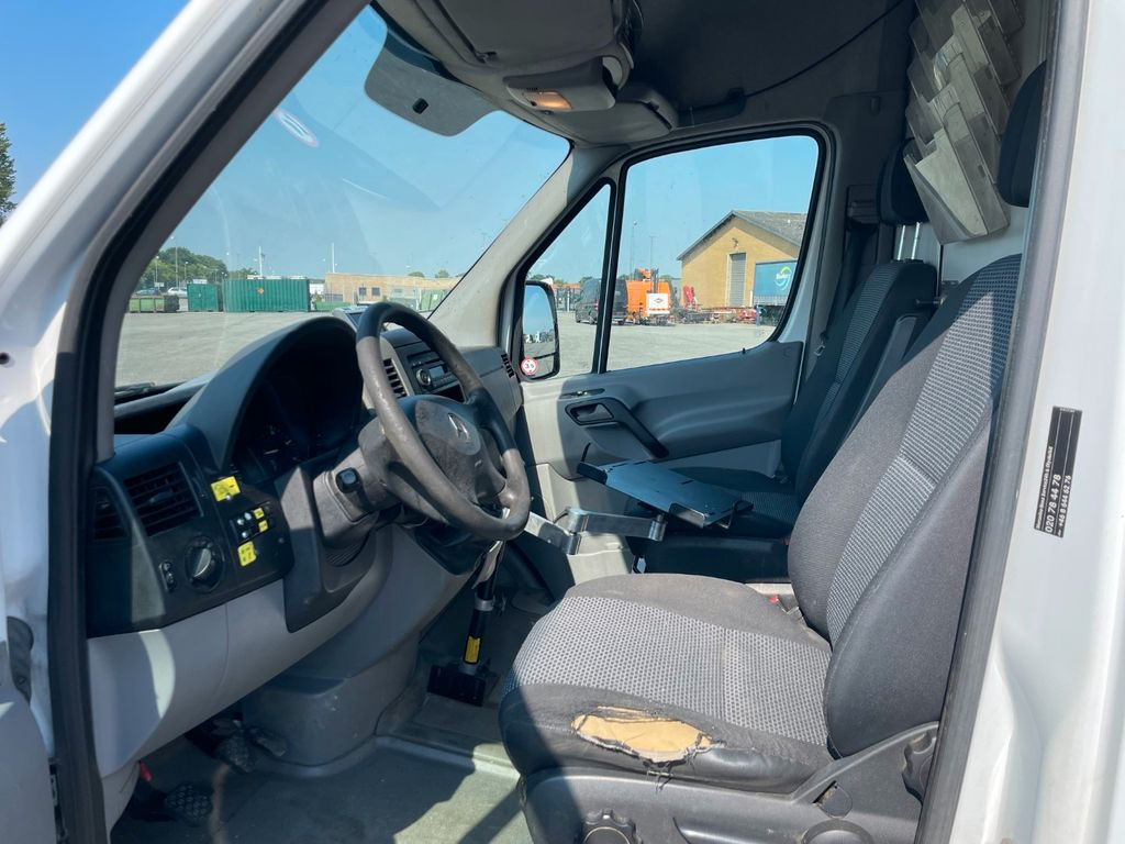 Грузовик с подъемником Mercedes-Benz Sprinter 516 CDI Versalift VT-155-FZ 15,6 m.: фото 15 Грузовик с подъемником Mercedes-Benz Sprinter 516 CDI Versalift VT-155-FZ 15,6 m.: фото 15