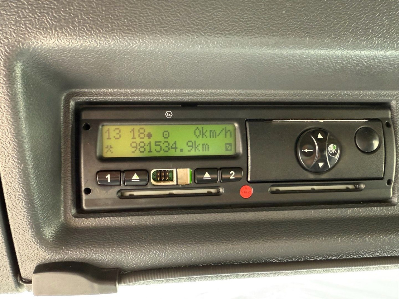 Грузовик-цистерна Scania P400 8x2*6 HMK Bilcon 24.000 l. ADR Euro 5: фото 16 Грузовик-цистерна Scania P400 8x2*6 HMK Bilcon 24.000 l. ADR Euro 5: фото 16