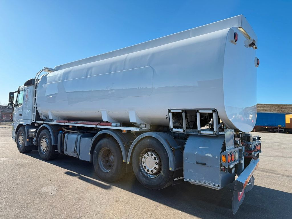 Volvo FM460 8x2*6 24.000 l. ADR Tank Volvo FM460 8x2*6 24.000 l. ADR Tanktruck - Грузовик-цистерна: фото 4 Volvo FM460 8x2*6 24.000 l. ADR Tank Volvo FM460 8x2*6 24.000 l. ADR Tanktruck - Грузовик-цистерна: фото 4