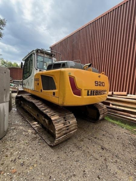 Liebherr R920 - Гусеничный экскаватор: фото 1 Liebherr R920 - Гусеничный экскаватор: фото 1