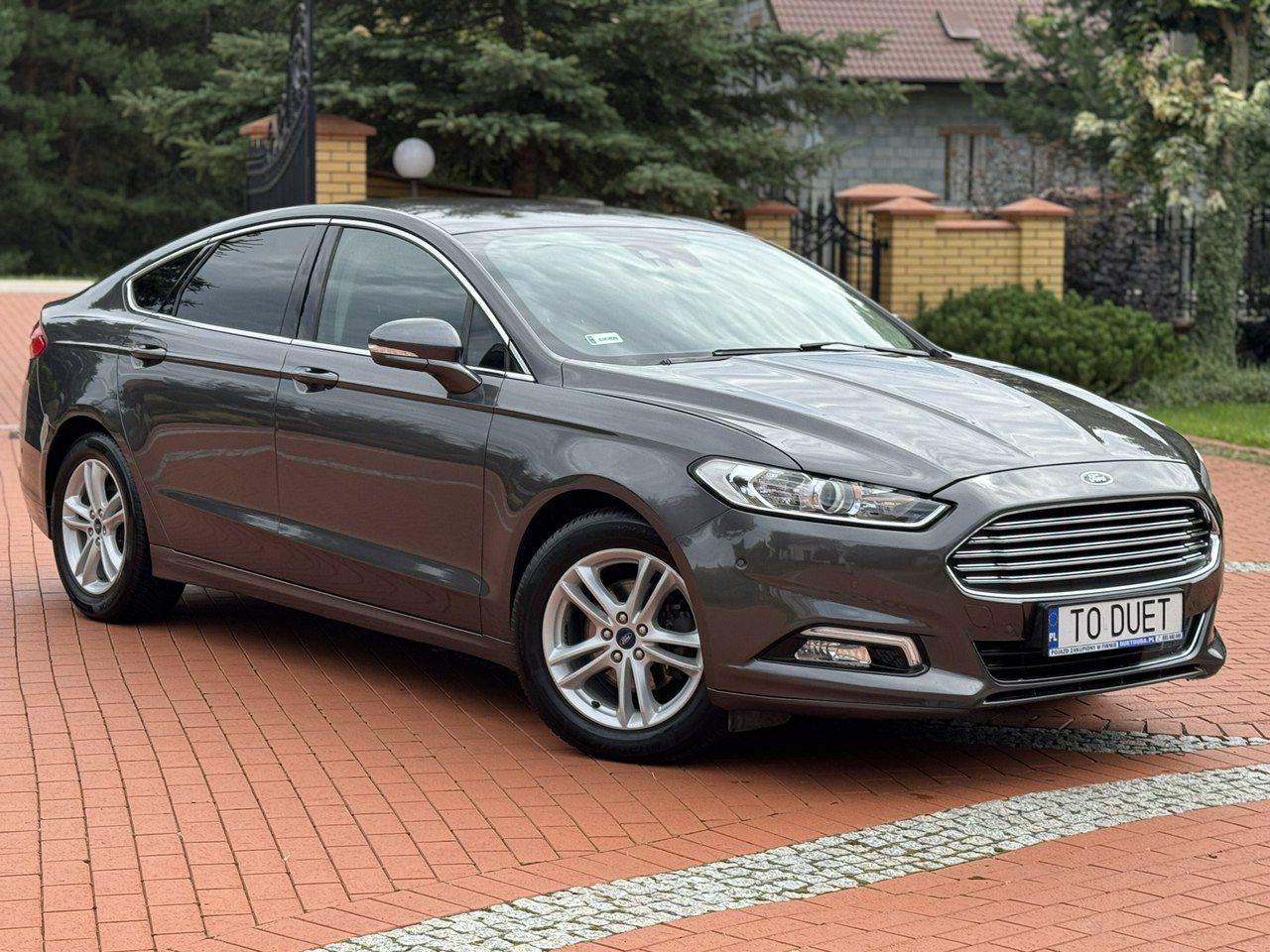 Ford Mondeo - Легковой автомобиль: фото 4 Ford Mondeo - Легковой автомобиль: фото 4