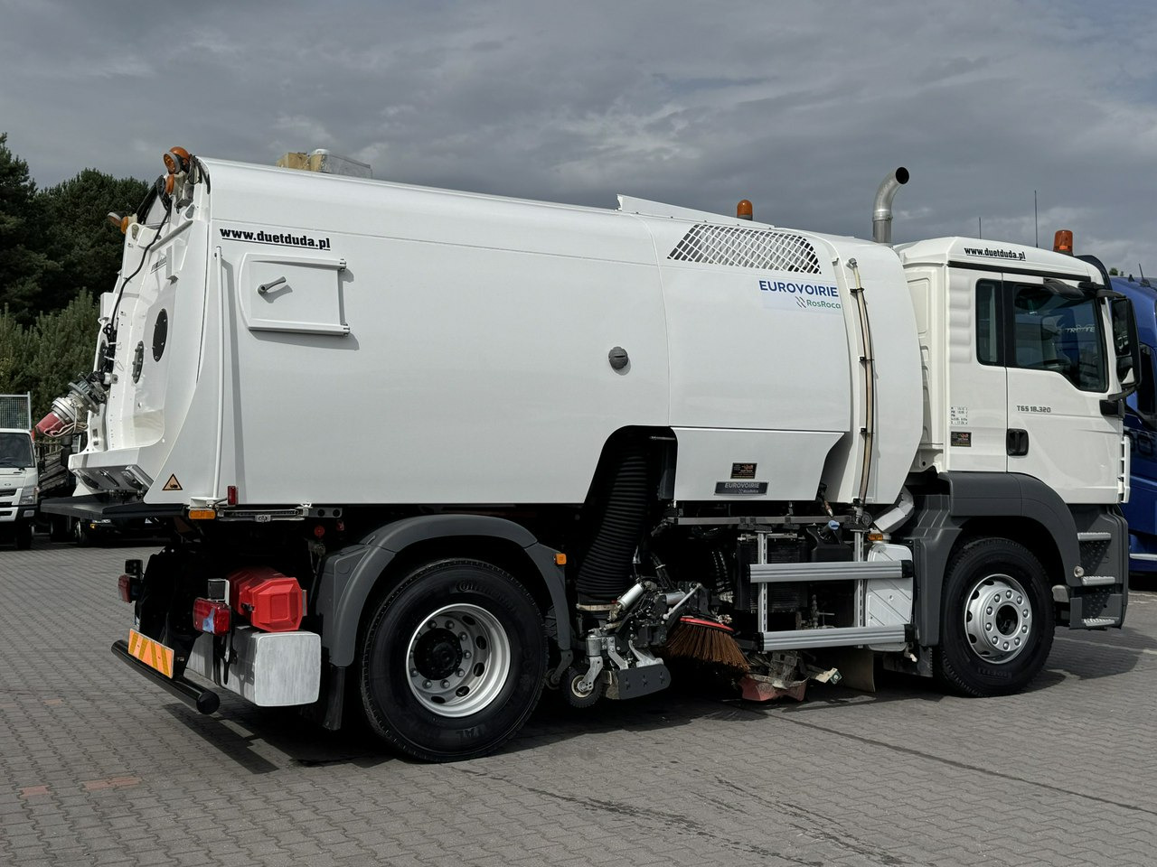 MAN TGS 18.320 E5 BUCHER OPTIFANT 8000 Zamiatarka Uliczna Euro 6 в лизинг MAN TGS 18.320 E5 BUCHER OPTIFANT 8000 Zamiatarka Uliczna Euro 6: фото 22 MAN TGS 18.320 E5 BUCHER OPTIFANT 8000 Zamiatarka Uliczna Euro 6 в лизинг MAN TGS 18.320 E5 BUCHER OPTIFANT 8000 Zamiatarka Uliczna Euro 6: фото 22