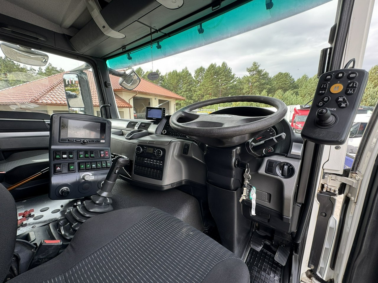 MAN TGS 18.320 E5 BUCHER OPTIFANT 8000 Zamiatarka Uliczna Euro 6 в лизинг MAN TGS 18.320 E5 BUCHER OPTIFANT 8000 Zamiatarka Uliczna Euro 6: фото 33 MAN TGS 18.320 E5 BUCHER OPTIFANT 8000 Zamiatarka Uliczna Euro 6 в лизинг MAN TGS 18.320 E5 BUCHER OPTIFANT 8000 Zamiatarka Uliczna Euro 6: фото 33