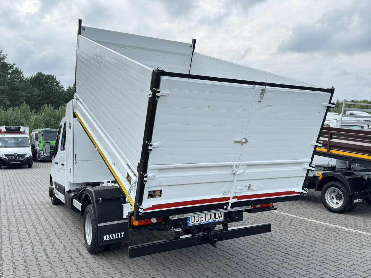 Малотоннажный самосвал Renault Master: фото 23 Малотоннажный самосвал Renault Master: фото 23