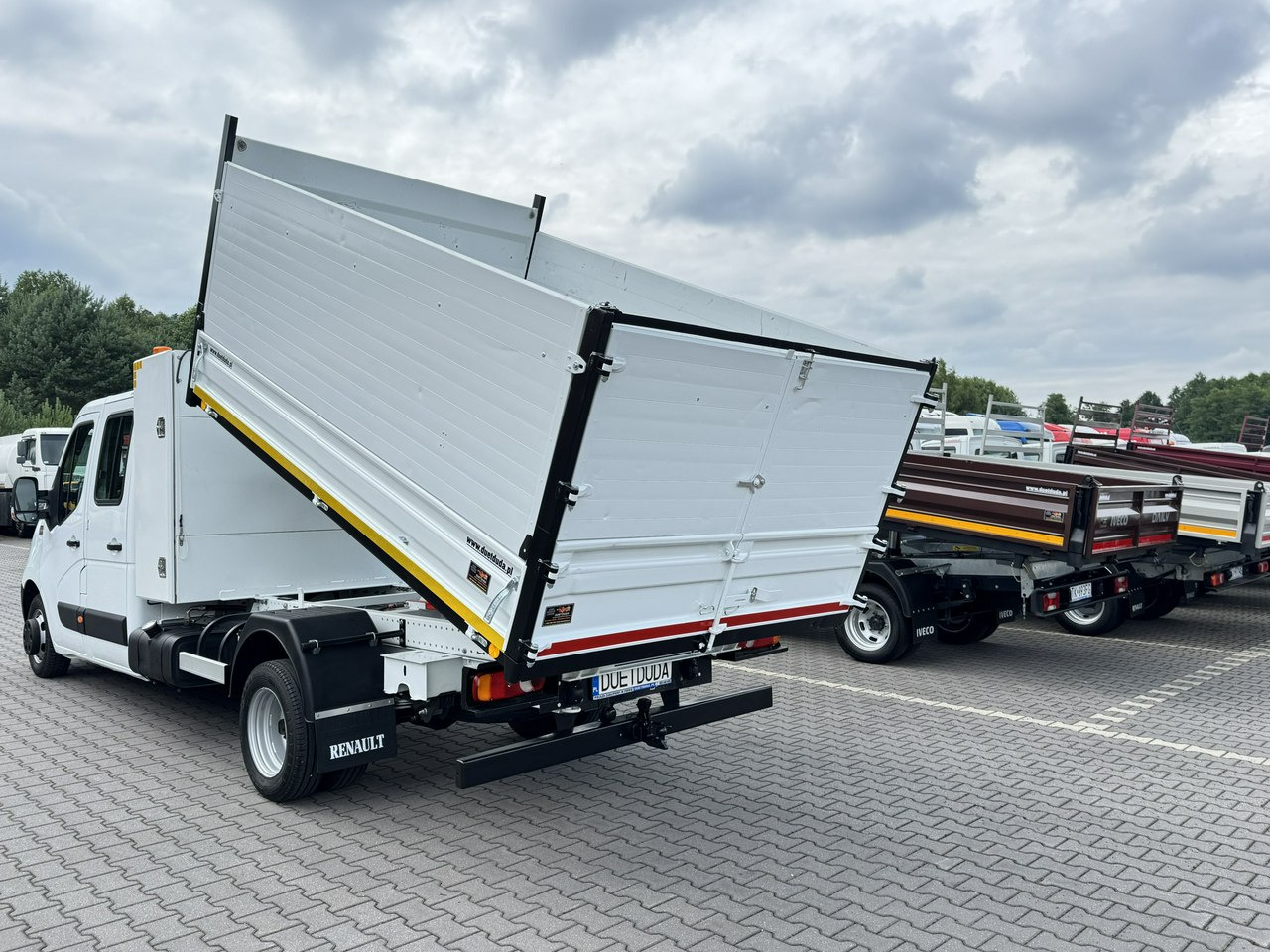 Малотоннажный самосвал Renault Master: фото 19 Малотоннажный самосвал Renault Master: фото 19