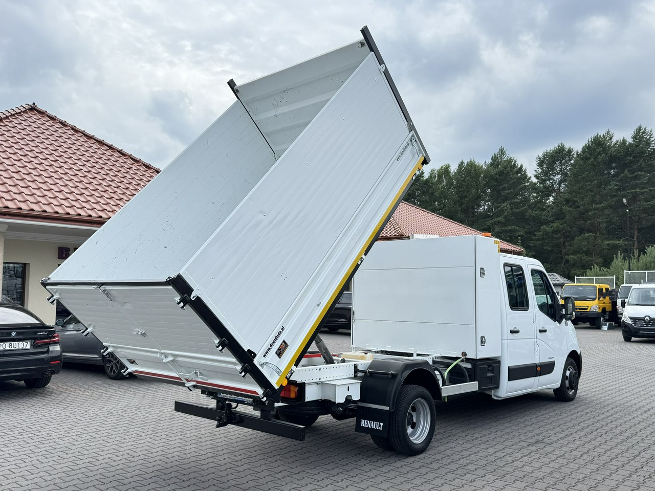 Малотоннажный самосвал Renault Master: фото 18 Малотоннажный самосвал Renault Master: фото 18