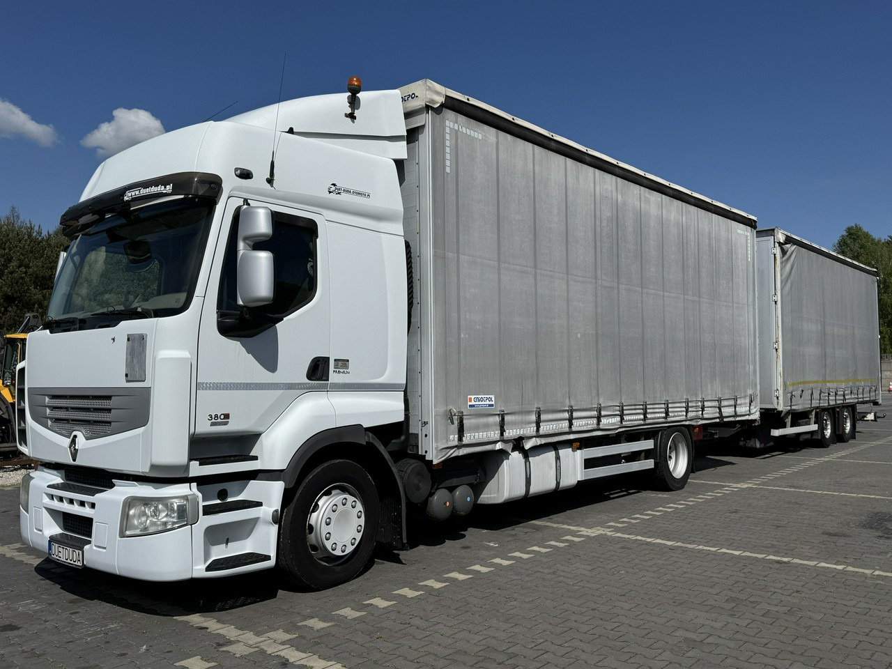 Renault Premium 380 DXi Euro 5 Firana 19 Palet Dach Zsuwany 18ton DMC - Тентованный грузовик: фото 1 Renault Premium 380 DXi Euro 5 Firana 19 Palet Dach Zsuwany 18ton DMC - Тентованный грузовик: фото 1