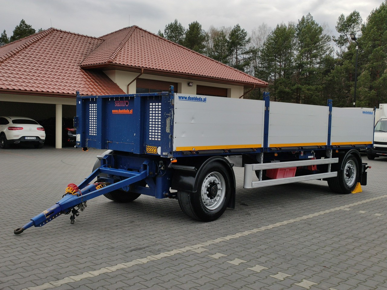 Samro Ciężarowa 2-osiowa na poduszkach - Прицеп бортовой/ Платформа: фото 1 Samro Ciężarowa 2-osiowa na poduszkach - Прицеп бортовой/ Платформа: фото 1