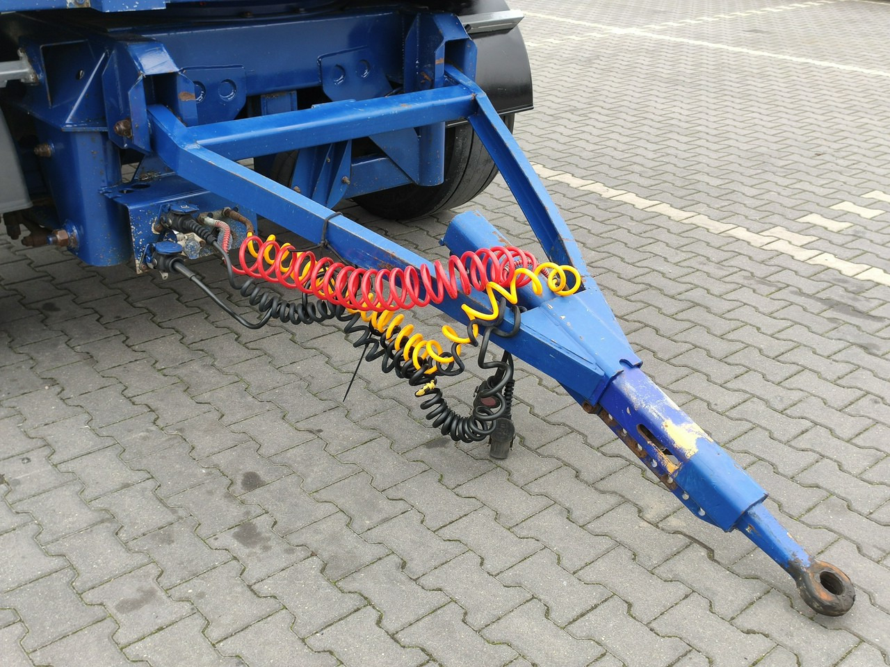 Samro Ciężarowa 2-osiowa na poduszkach - Прицеп бортовой/ Платформа: фото 5 Samro Ciężarowa 2-osiowa na poduszkach - Прицеп бортовой/ Платформа: фото 5