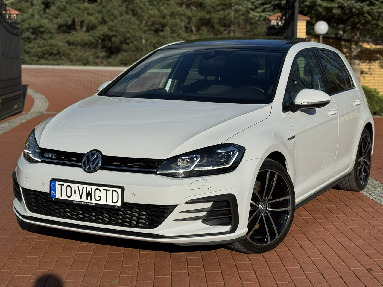 Volkswagen Golf - Хэтчбек: фото 2 Volkswagen Golf - Хэтчбек: фото 2