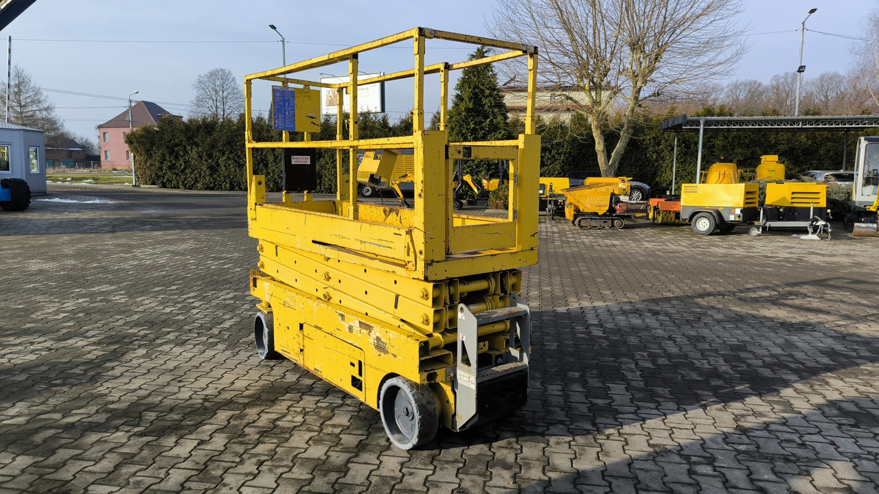 GENIE GS 2032 - Ножничный подъемник: фото 5 GENIE GS 2032 - Ножничный подъемник: фото 5