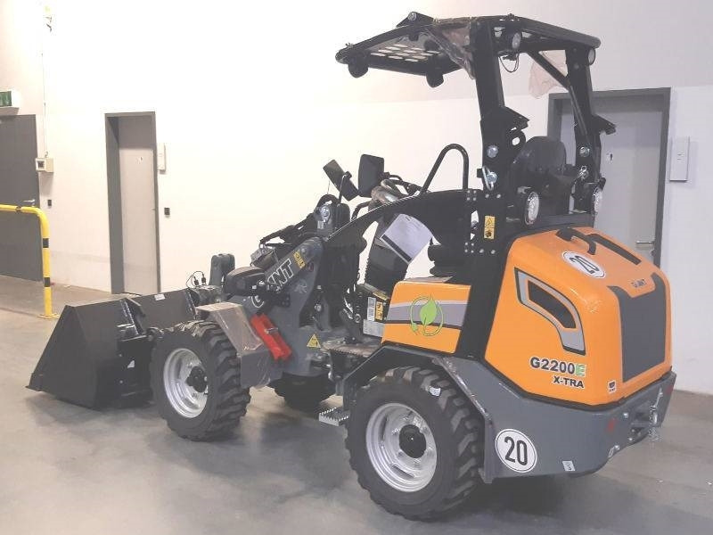 Giant G 2200 E X-Tra Elektro / electric - Мини-погрузчик с бортовым поворотом: фото 3 Giant G 2200 E X-Tra Elektro / electric - Мини-погрузчик с бортовым поворотом: фото 3