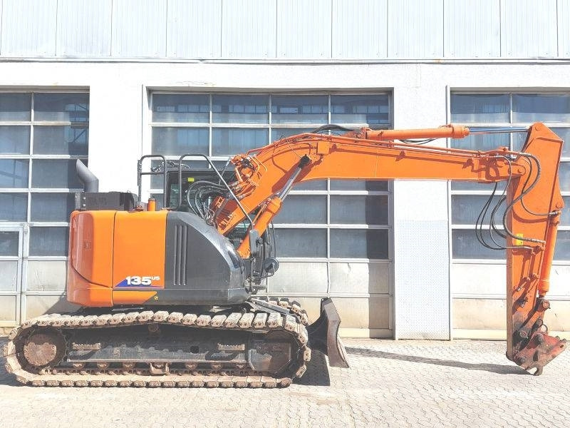 Hitachi ZX 135 US-6 - Гусеничный экскаватор: фото 5 Hitachi ZX 135 US-6 - Гусеничный экскаватор: фото 5