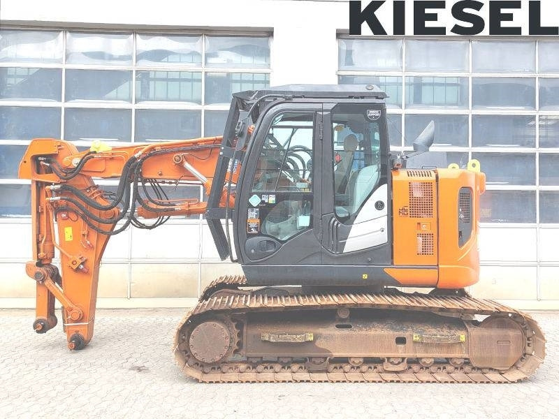 Hitachi ZX 135 US-6 Short reach front tunnel excavator - Гусеничный экскаватор: фото 1 Hitachi ZX 135 US-6 Short reach front tunnel excavator - Гусеничный экскаватор: фото 1